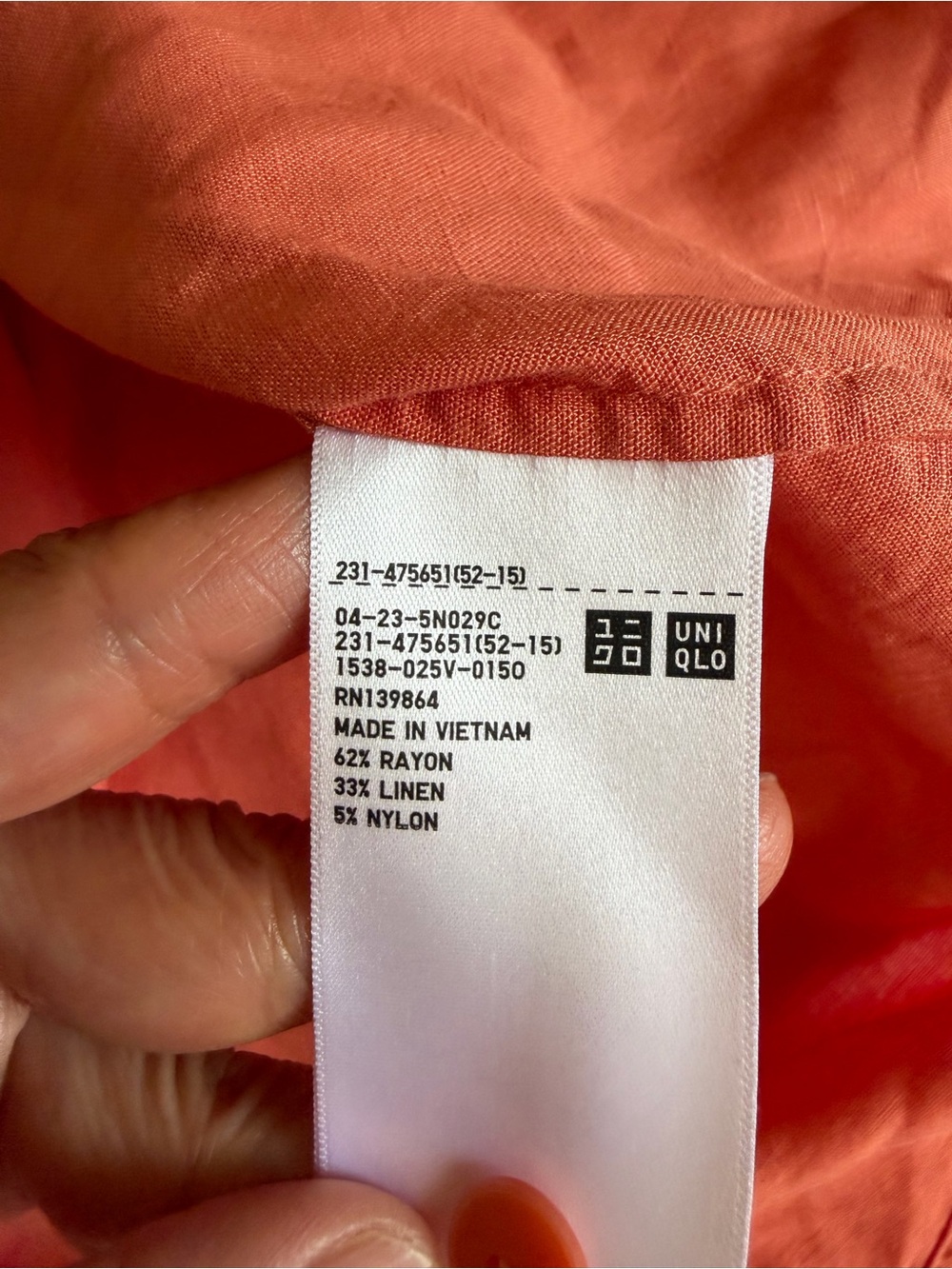 Uniqlo Coral Rayon And linen Blend Short-Sleeve Button Down Shirt - Picture 6 of 8